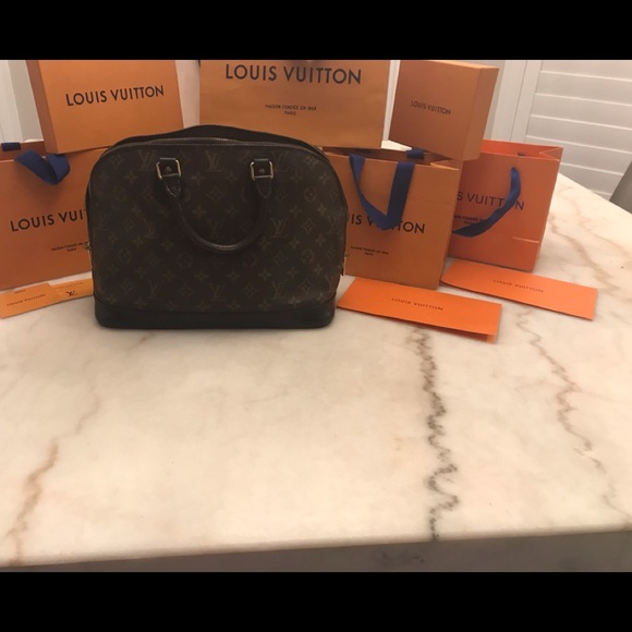 LOUIS VUITTON ALMA PM - Picture 4 of 16